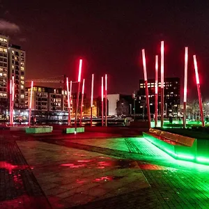 https://grand-canal-dock-luxury-entire-home.dublin-hotelsweb.com